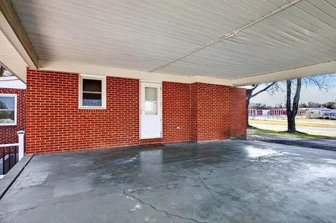 138 Tinkling Spring Road Fishersville VA 22939