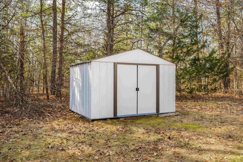 12090 Constitution Route S Scottsville VA 24590