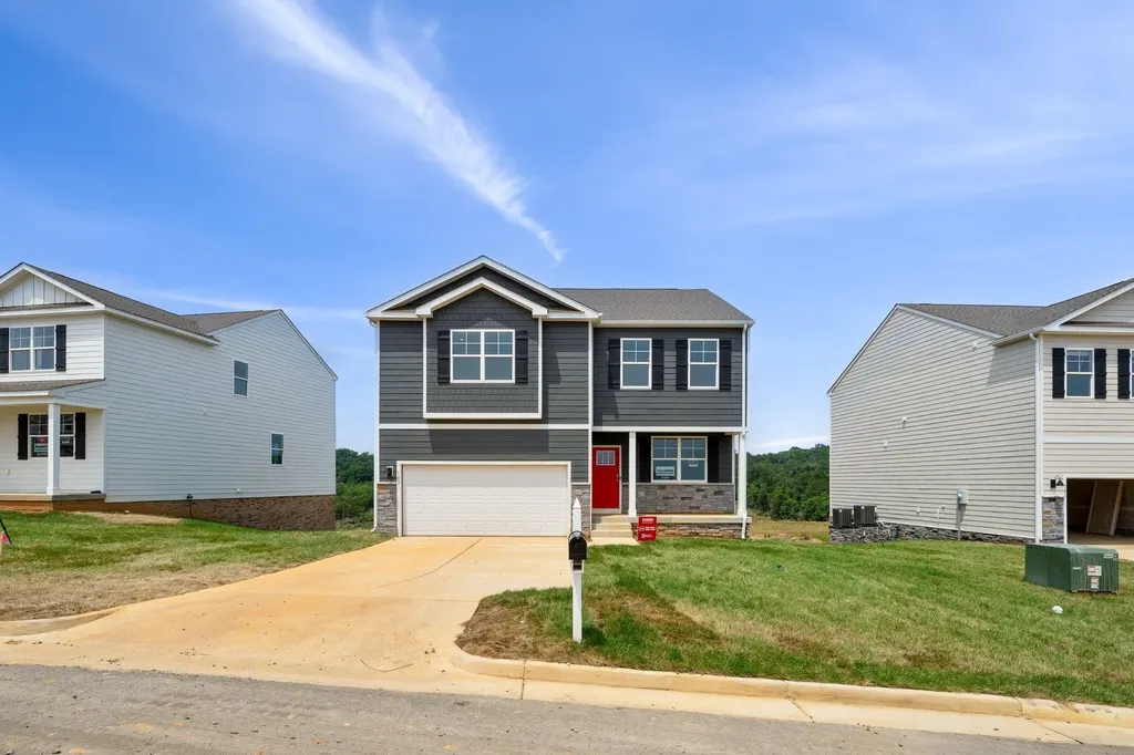 537 Summercrest Avenue Waynesboro VA 22980
