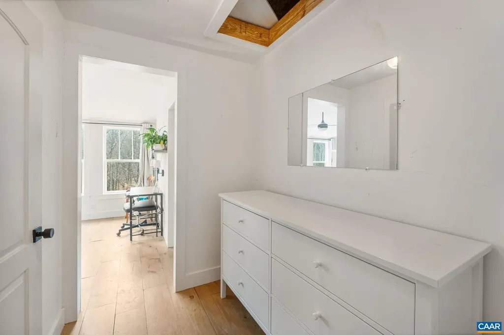 459 Rocky Hollow Road Charlottesville VA 22911