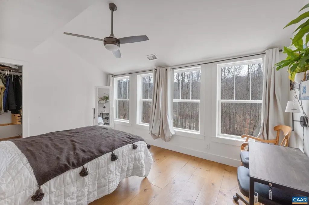 459 Rocky Hollow Road Charlottesville VA 22911