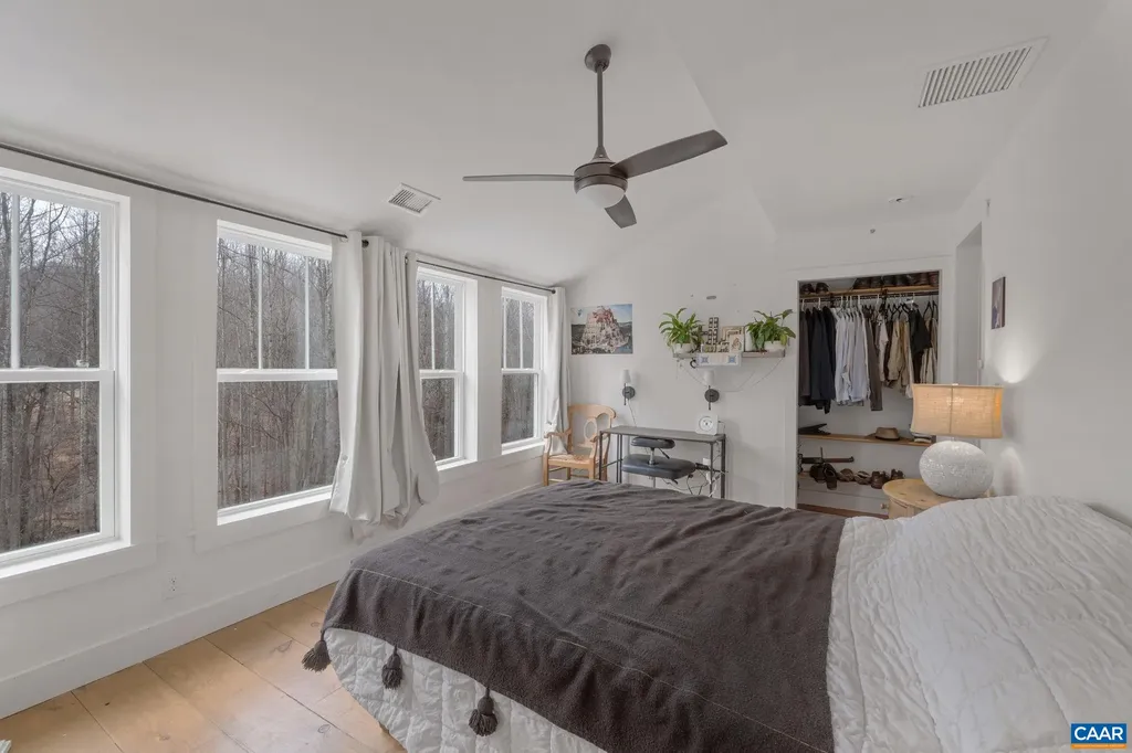 459 Rocky Hollow Road Charlottesville VA 22911