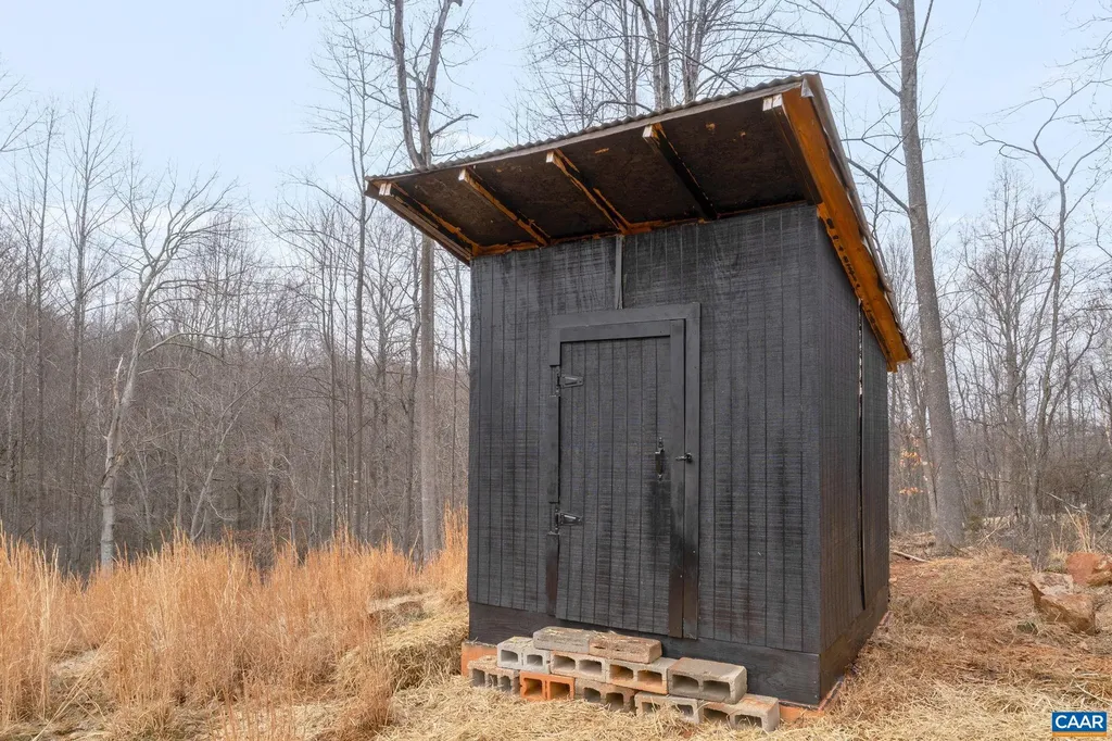 459 Rocky Hollow Road Charlottesville VA 22911