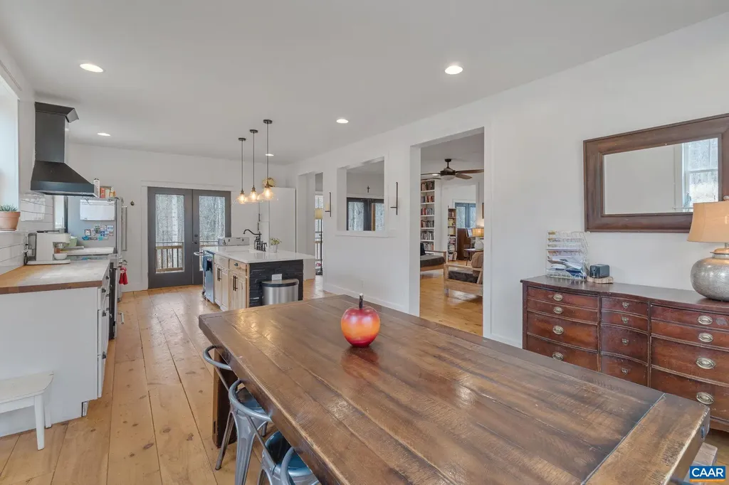 459 Rocky Hollow Road Charlottesville VA 22911