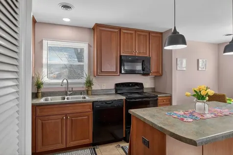 1424 Southampton Court Harrisonburg VA 22801