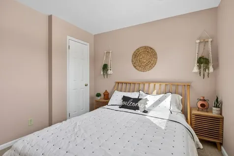 1424 Southampton Court Harrisonburg VA 22801