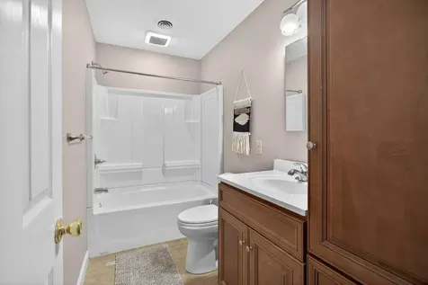 1424 Southampton Court Harrisonburg VA 22801