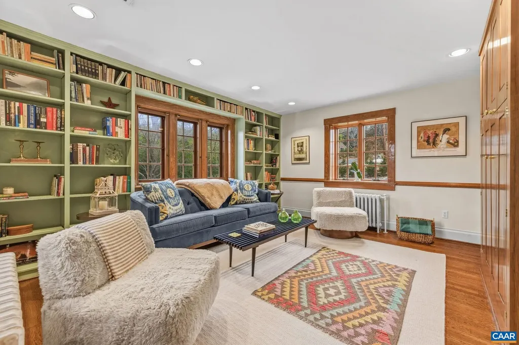 1820 Fendall Avenue Charlottesville VA 22903