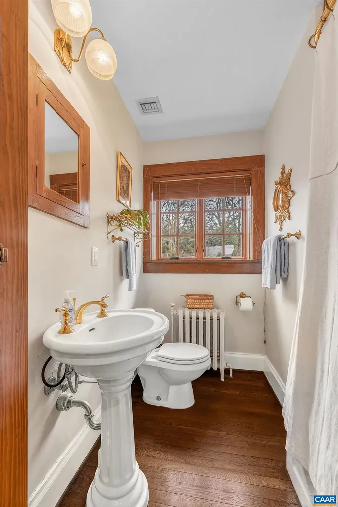 1820 Fendall Avenue Charlottesville VA 22903