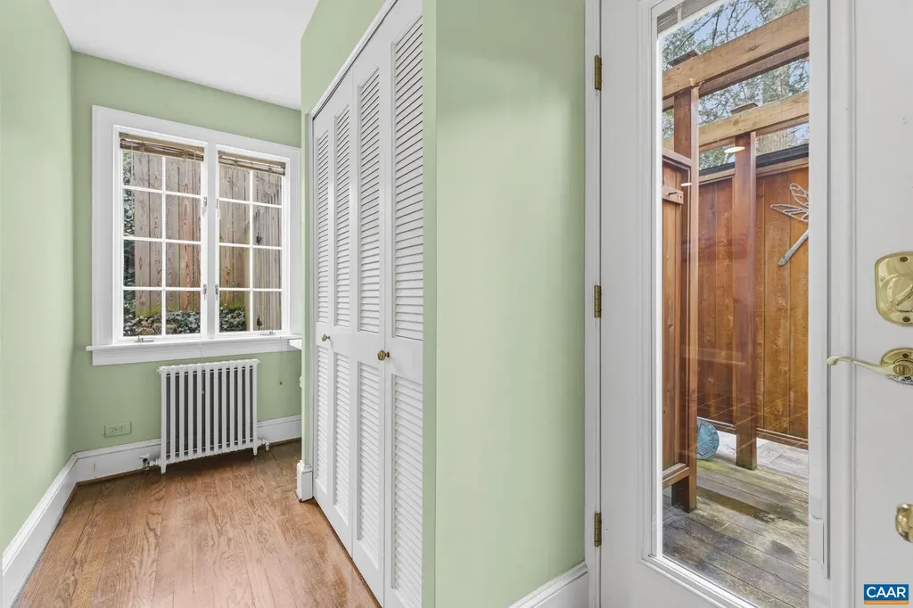 1820 Fendall Avenue Charlottesville VA 22903