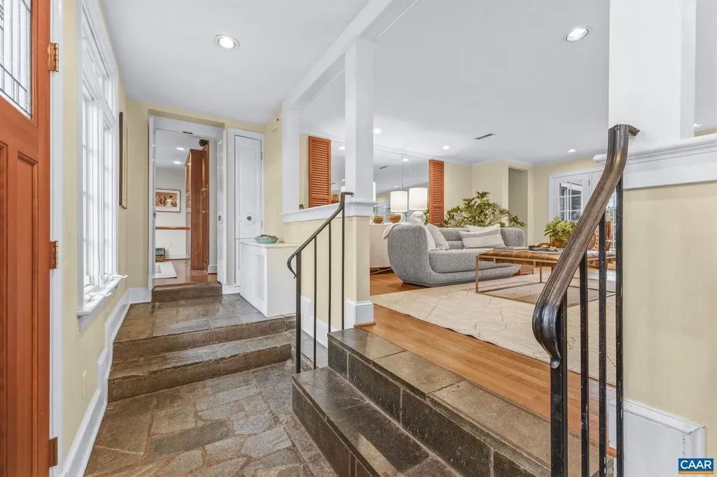 1820 Fendall Avenue Charlottesville VA 22903