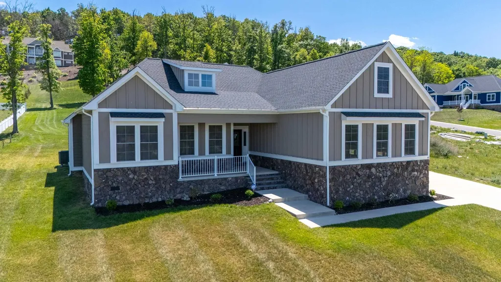 45 Rolling Oaks Drive Fishersville VA 22939