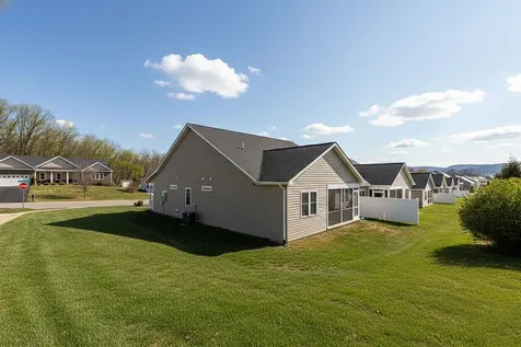 277 Jocelyn Lane Waynesboro VA 22980