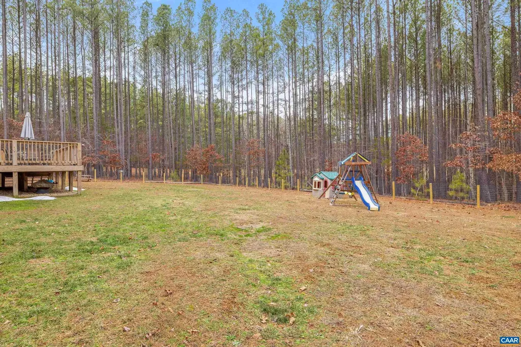 366 Country Creek Way Palmyra VA 22963