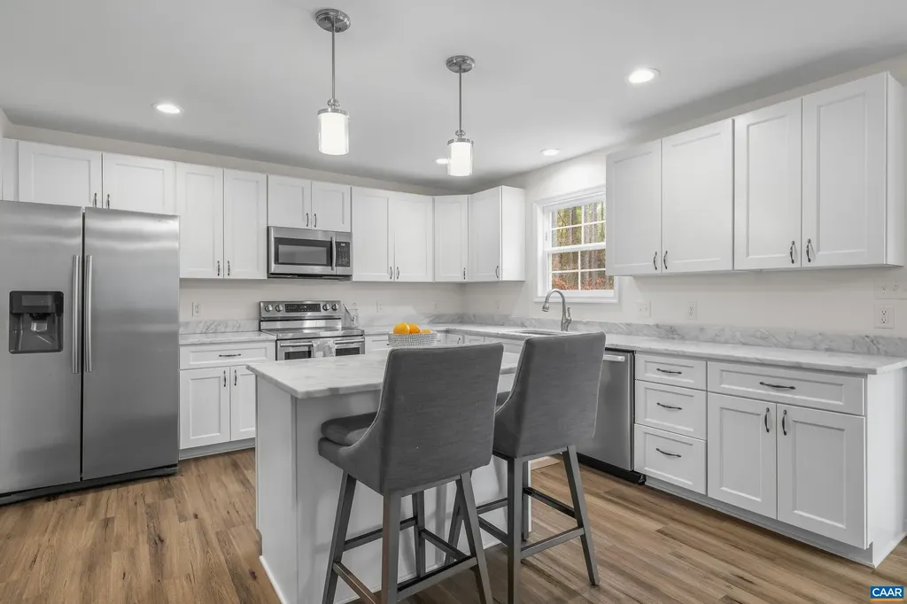 366 Country Creek Way Palmyra VA 22963