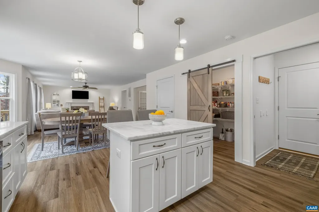 366 Country Creek Way Palmyra VA 22963