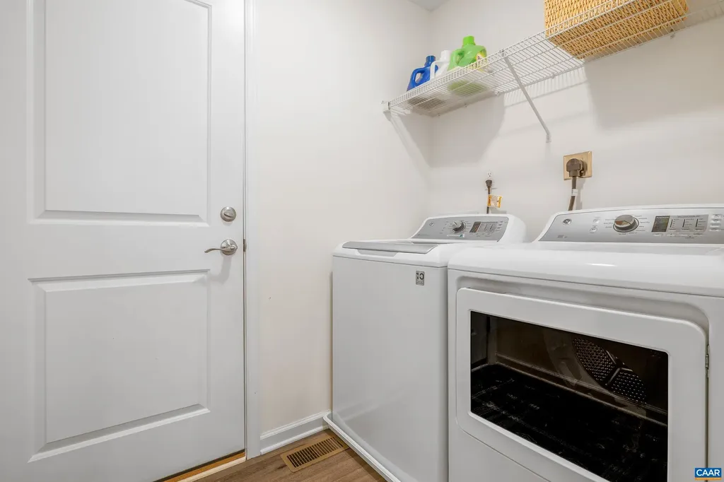 366 Country Creek Way Palmyra VA 22963