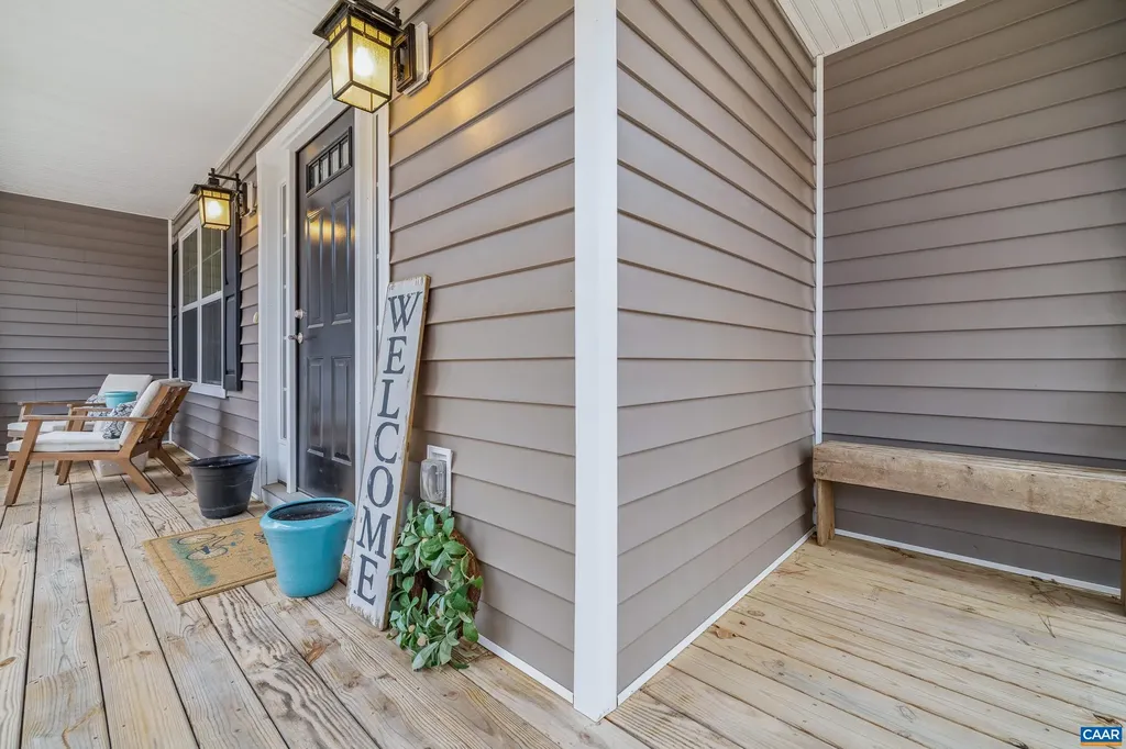 366 Country Creek Way Palmyra VA 22963