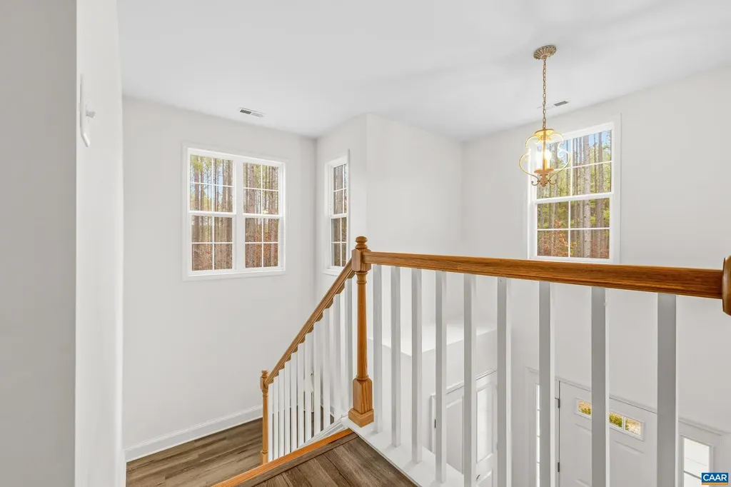 366 Country Creek Way Palmyra VA 22963