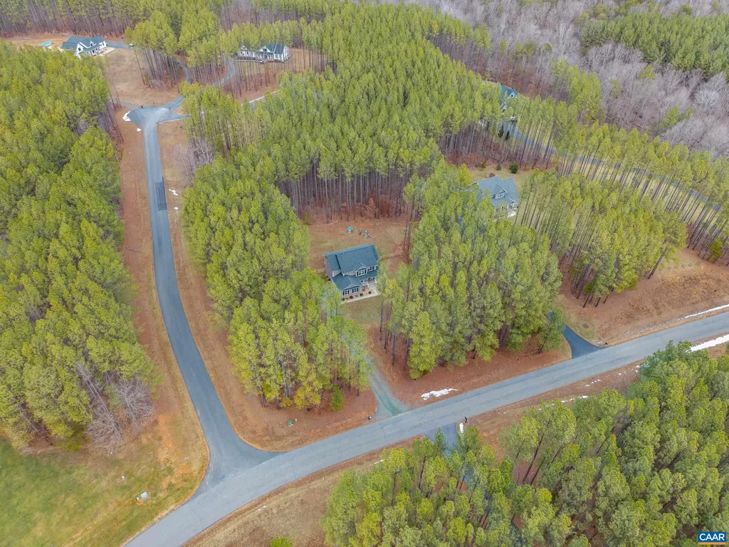 366 Country Creek Way Palmyra VA 22963