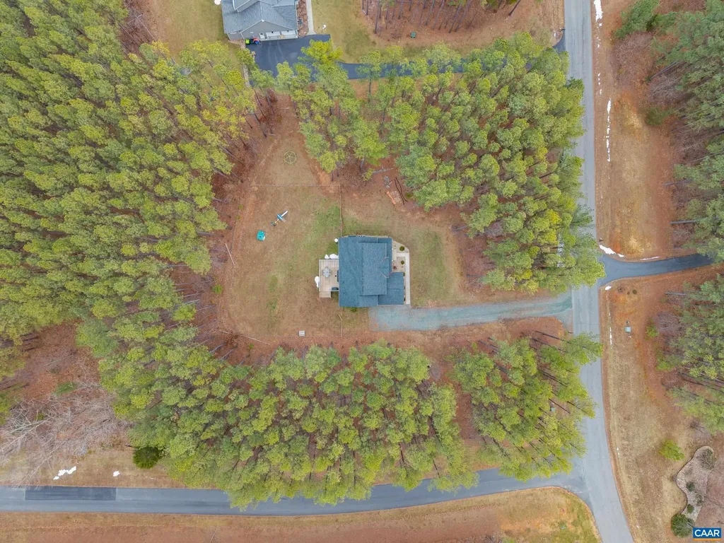 366 Country Creek Way Palmyra VA 22963