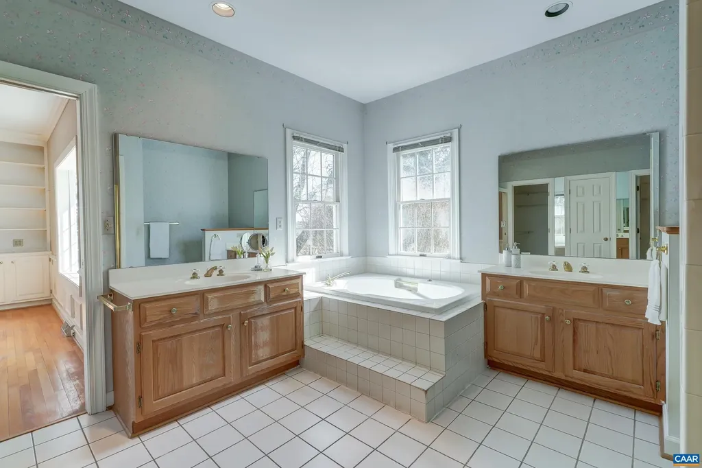 1480 Stable Lane Charlottesville VA 22903