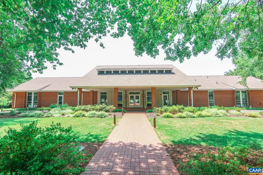 7 Englewood Drive Palmyra VA 22963