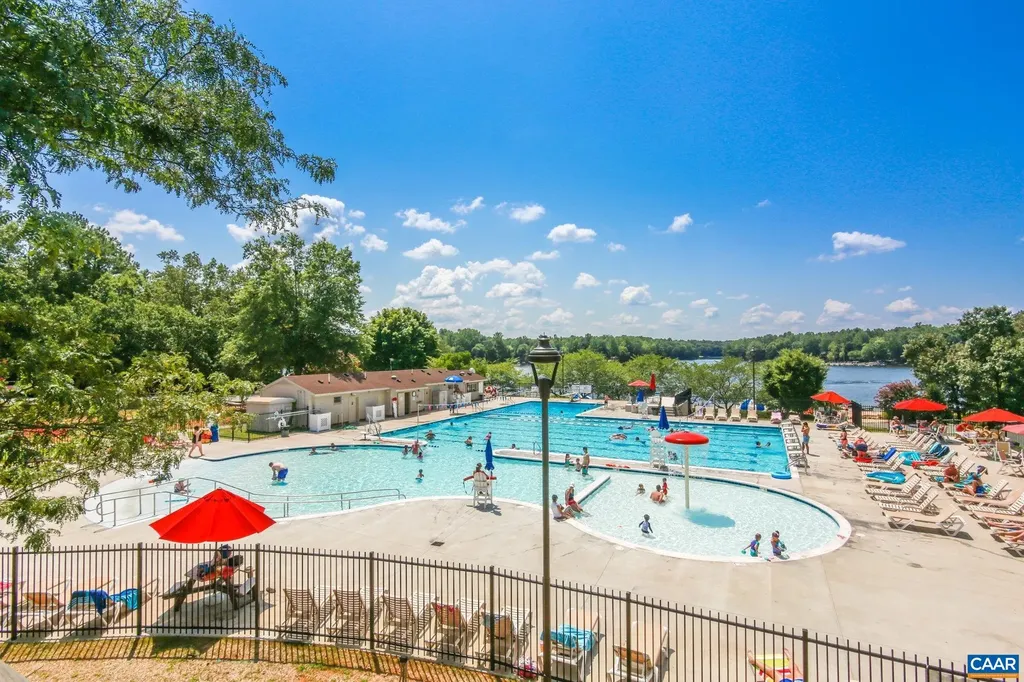 7 Englewood Drive Palmyra VA 22963