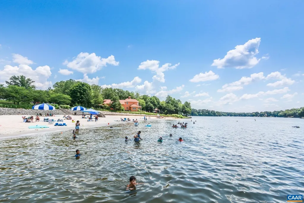 7 Englewood Drive Palmyra VA 22963