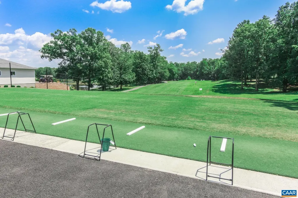 7 Englewood Drive Palmyra VA 22963