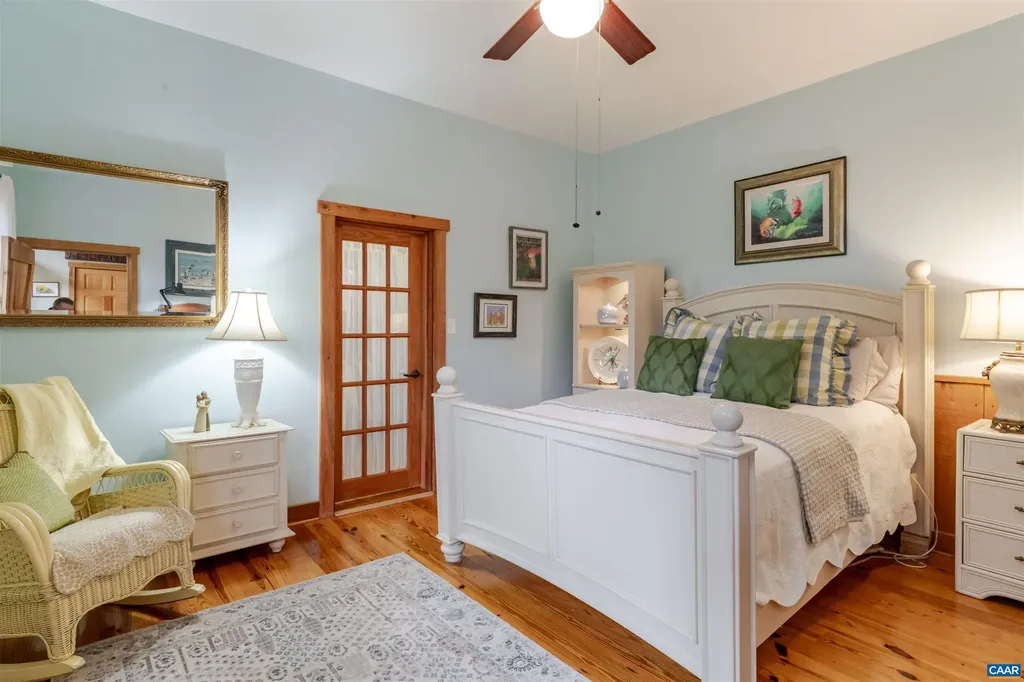 9225 Howardsville Turnpike Schuyler VA 22969