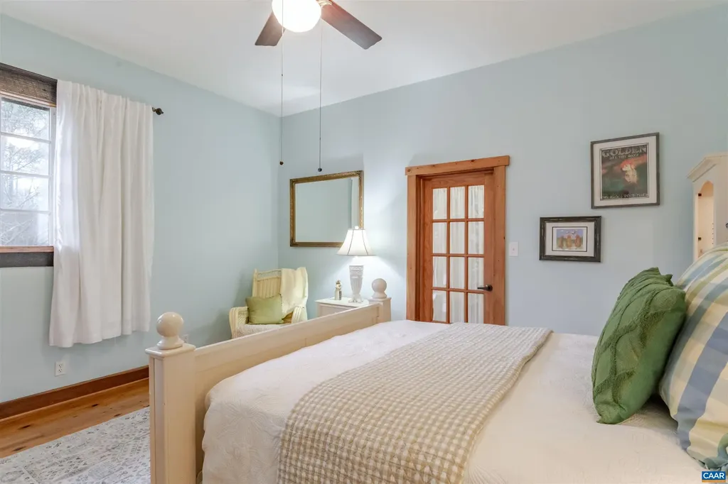 9225 Howardsville Turnpike Schuyler VA 22969