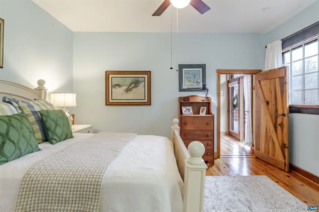 9225 Howardsville Turnpike Schuyler VA 22969