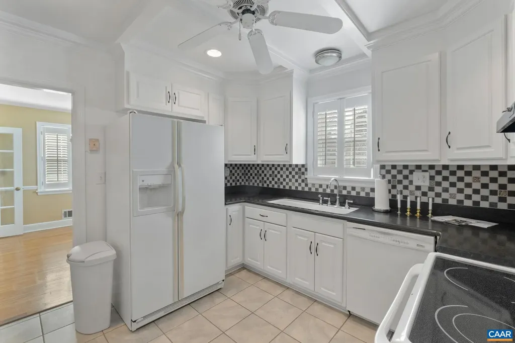 221 Lee Avenue Orange VA 22960