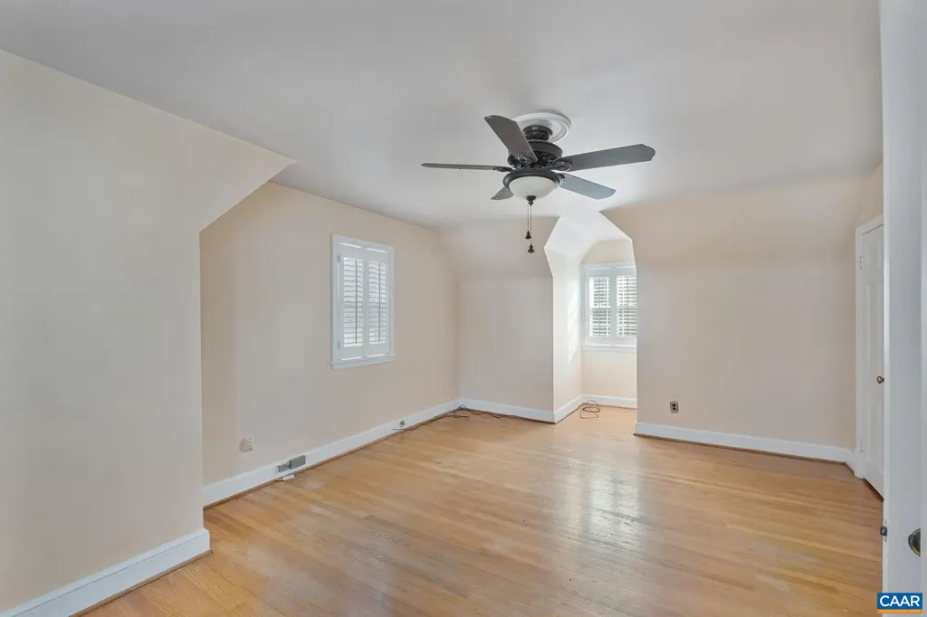 221 Lee Avenue Orange VA 22960