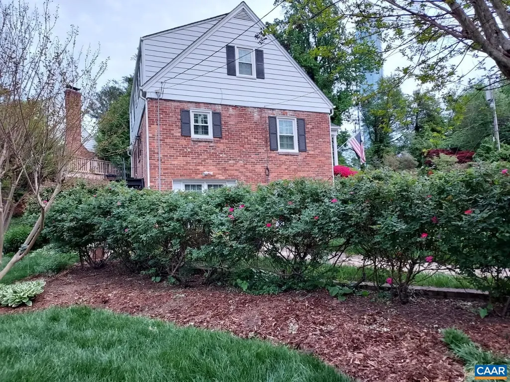 221 Lee Avenue Orange VA 22960