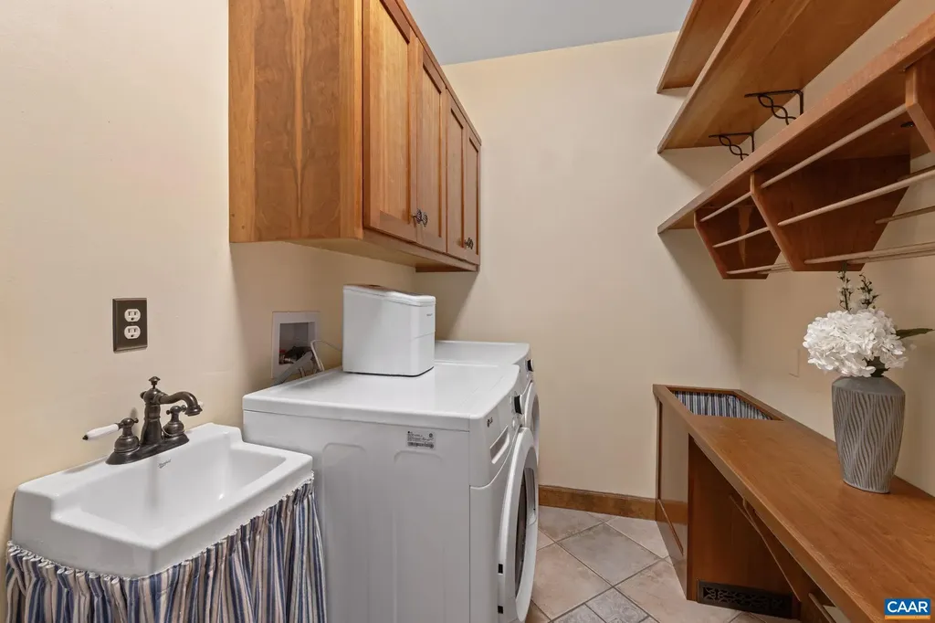 3104 Edgewater Drive Charlottesville VA 22911