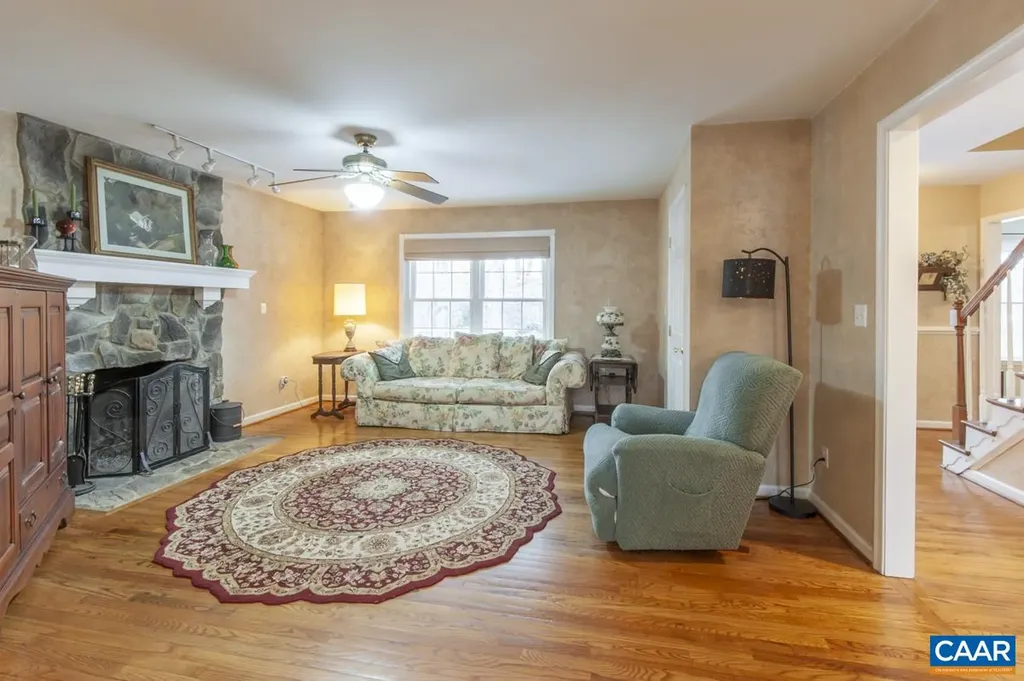 3595 Montgomery Lane Charlottesville VA 22903