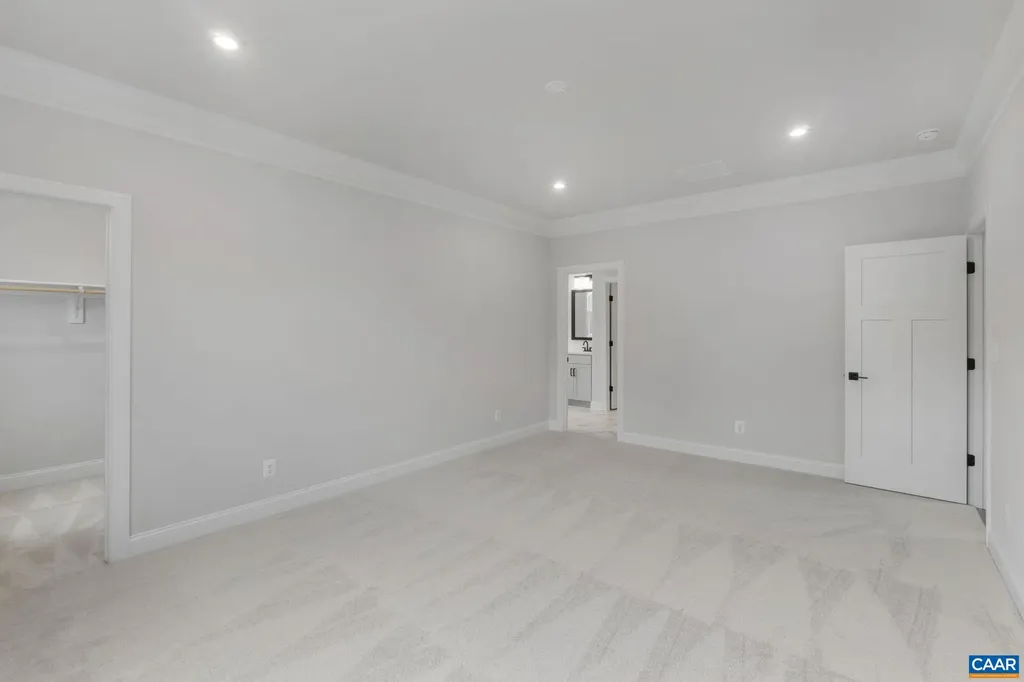 19F Farrow Cove Charlottesville VA 22901