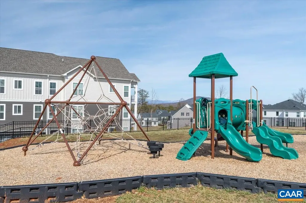 3421 Thicket Run Place Charlottesville VA 22911