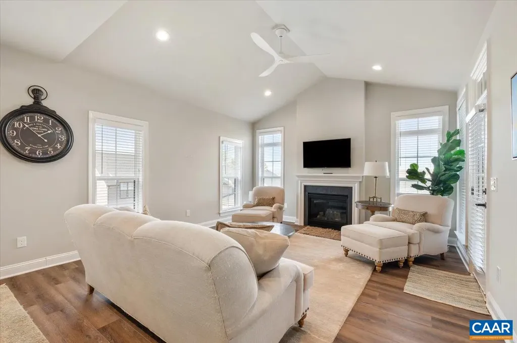 3421 Thicket Run Place Charlottesville VA 22911