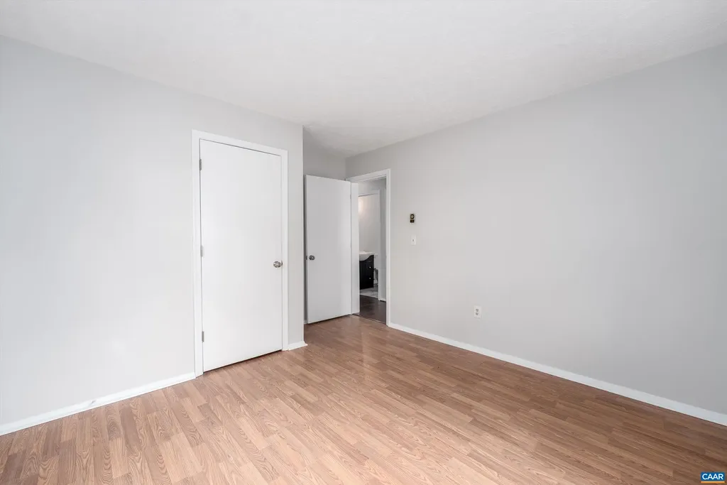 9 Pleasant View Terrace Palmyra VA 22963