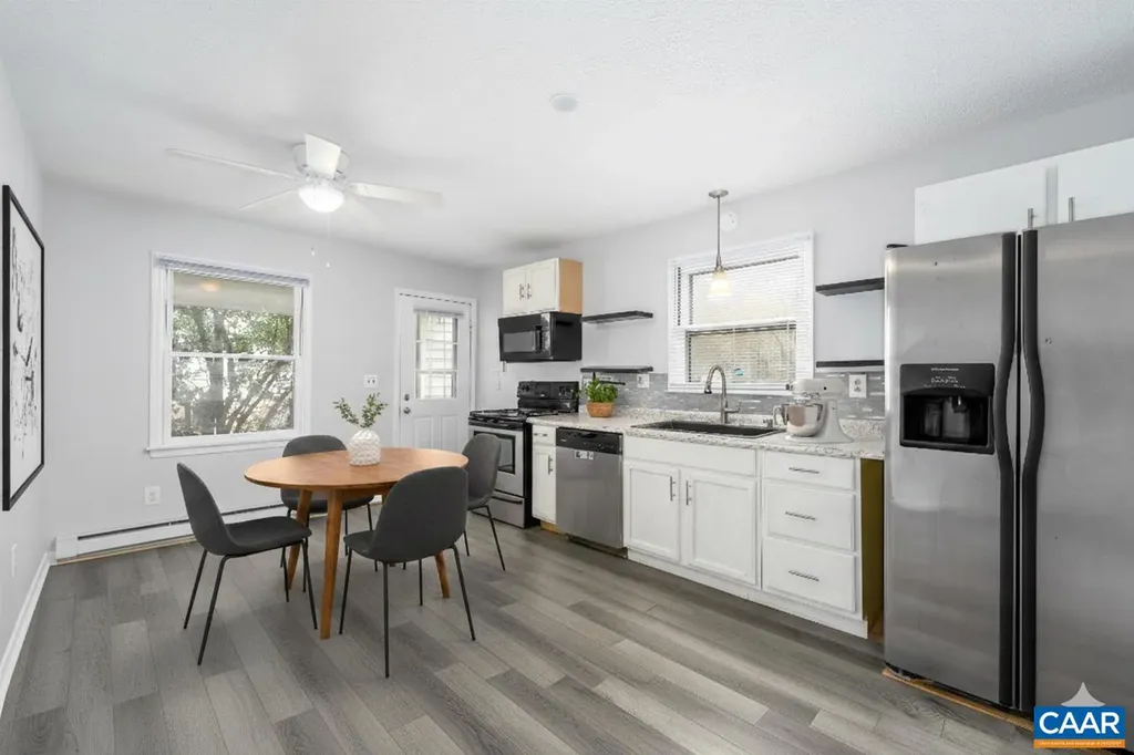 9 Pleasant View Terrace Palmyra VA 22963