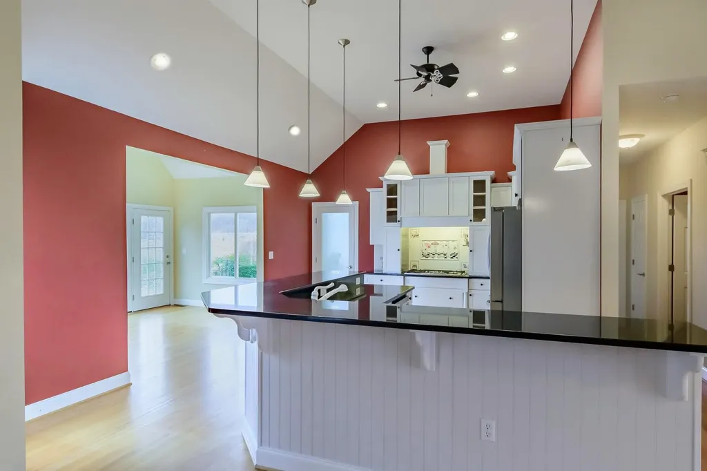 120 Spring Ridge Lane Fairfield VA 24435