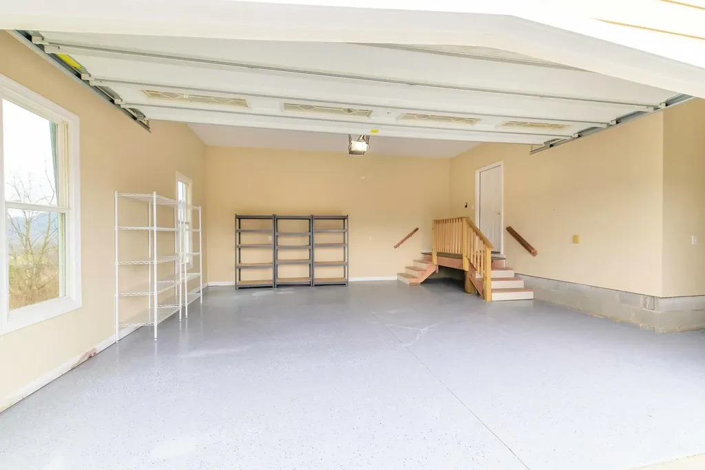 120 Spring Ridge Lane Fairfield VA 24435