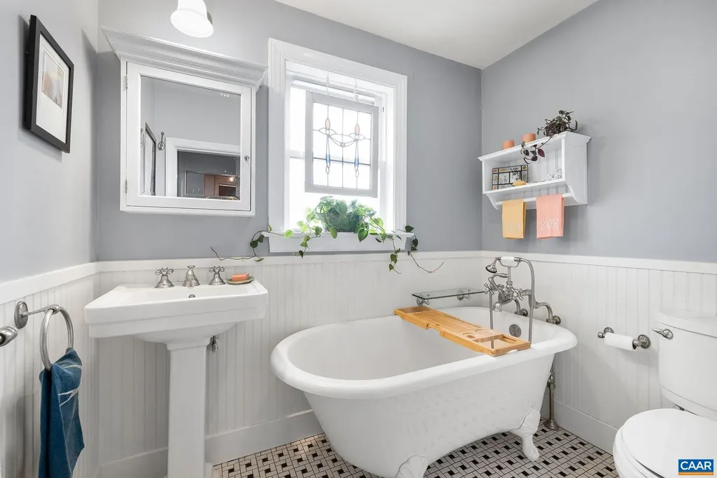 5834 Saint George Avenue Crozet VA 22932