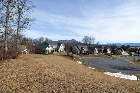 140 Markham Place Rockingham VA 22801