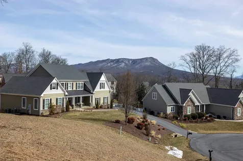 140 Markham Place Rockingham VA 22801