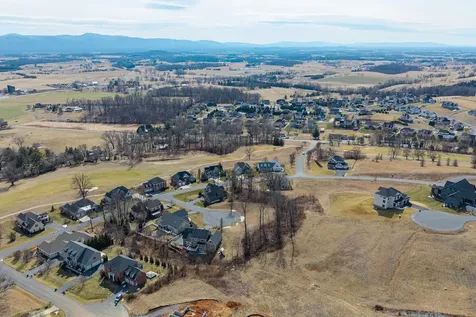 140 Markham Place Rockingham VA 22801