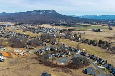 140 Markham Place Rockingham VA 22801